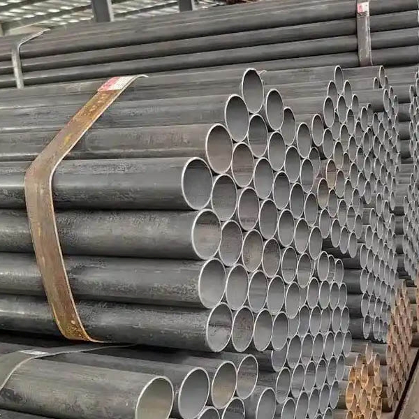 Welded pipe